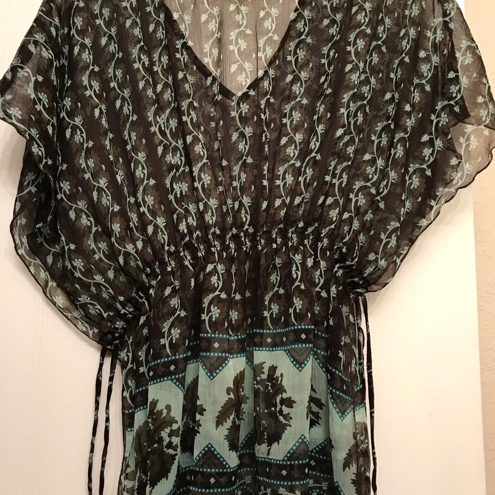 Sheer Top - Picture 3 of 3